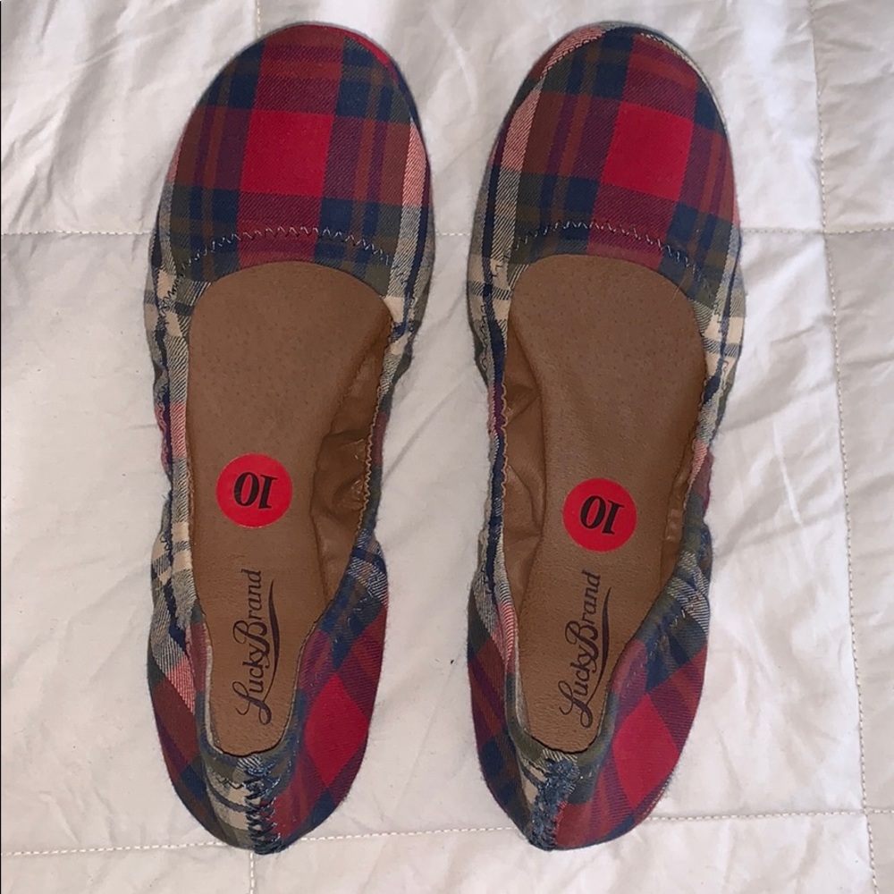 Lucky brand slip on flats, NEVER WORN!